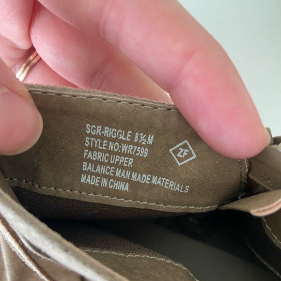 Sugar‎ women’s tan faux suede tied bow ankle booties size 8.5 - Picture 7 of 8